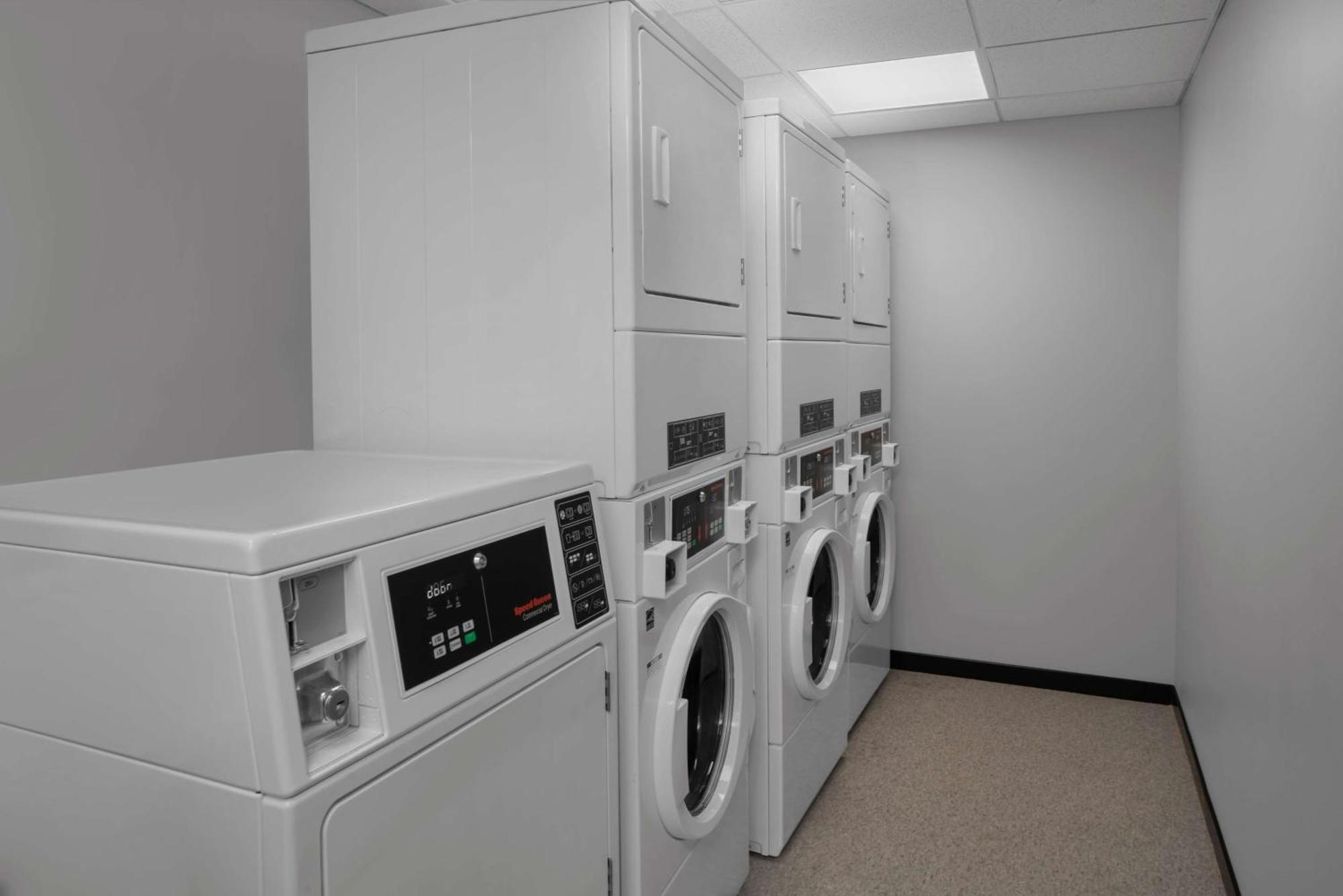 Homewood Suites By Hilton Charlotte Uptown First Ward Esterno foto