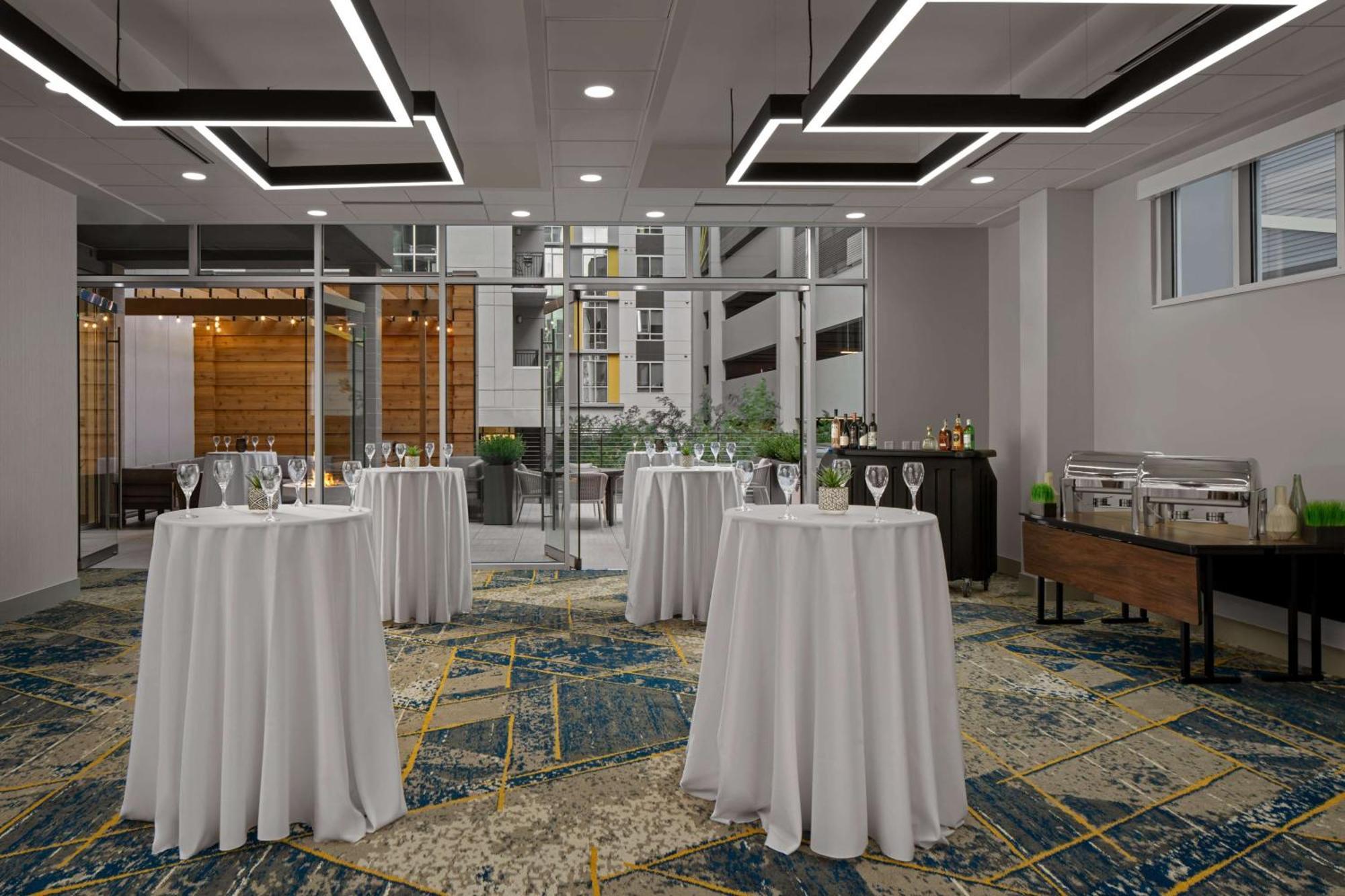 Homewood Suites By Hilton Charlotte Uptown First Ward Esterno foto